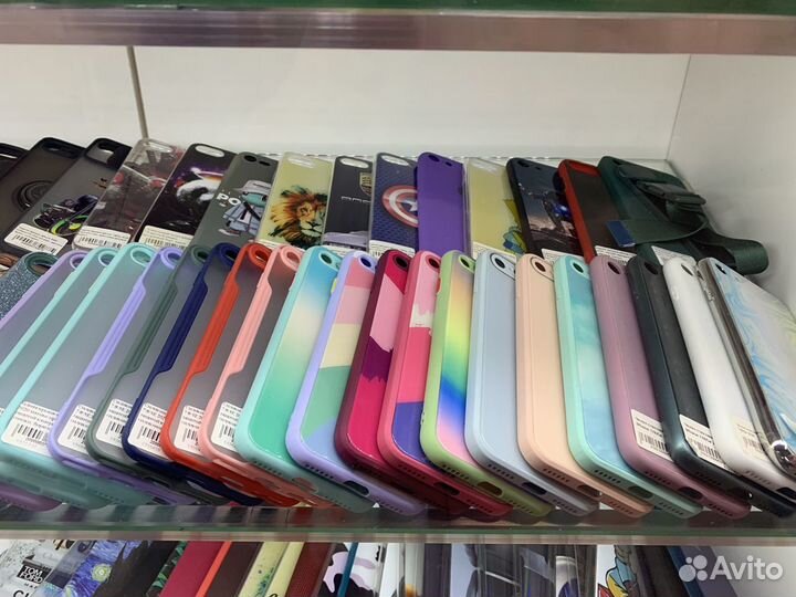 Чехлы на iPhone SE 2020