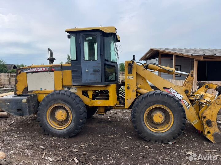 Фронтальный погрузчик XCMG LW300F, 2012