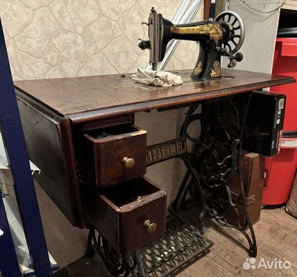 Швейная машинка зингер ножная
