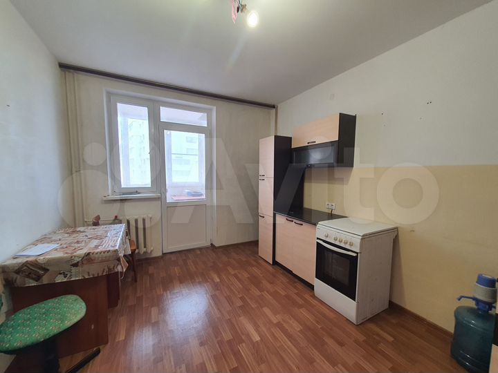 3-к. квартира, 84,4 м², 8/10 эт.