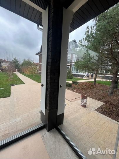 Безрамное остекление под ключ