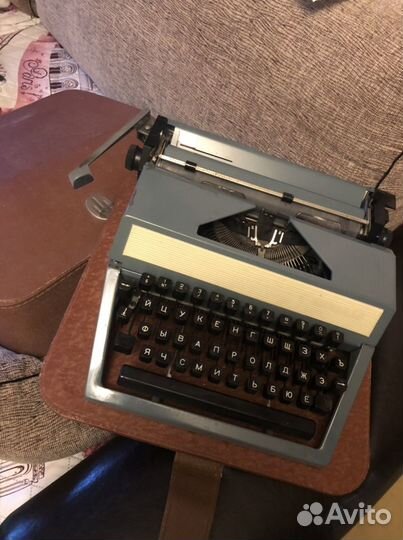 Пишущая машинка