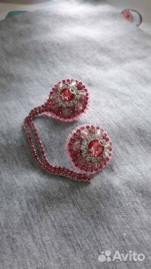 Серьги и брошь, резинки, брелки ручная работа