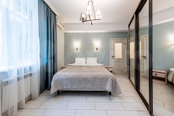 2-к. квартира, 51 м², 1/4 эт.