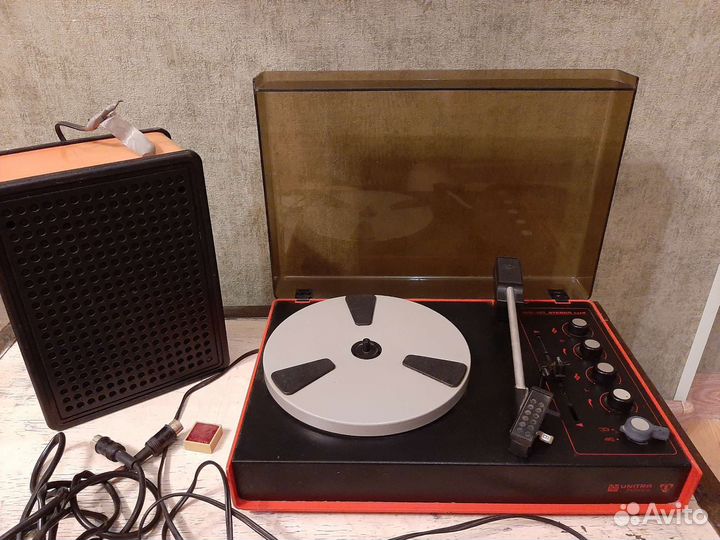 Бронь.Проигрыватель винила Unitra fonika WG-417