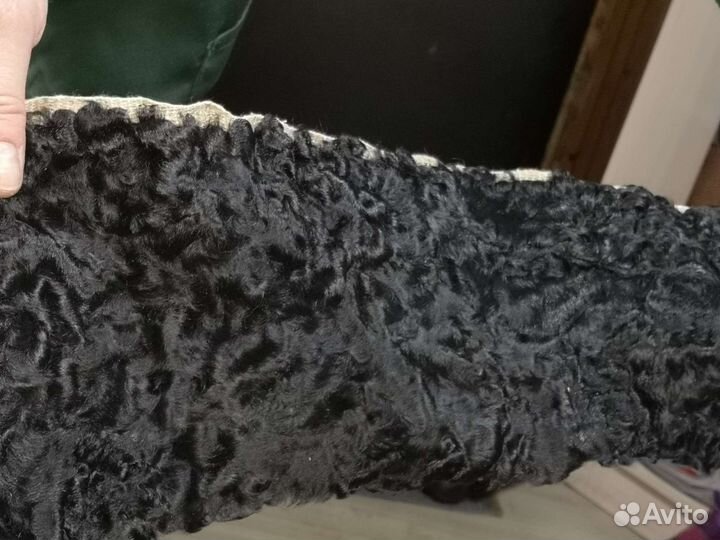 Меховой воротник каракуль