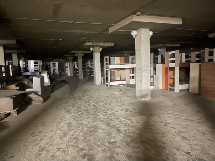 Склад, 1300 м²