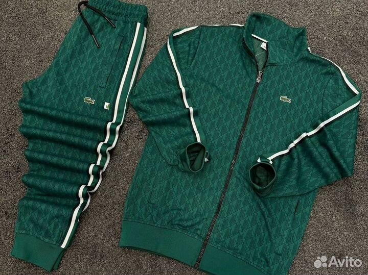 Спортивный костюм lacoste