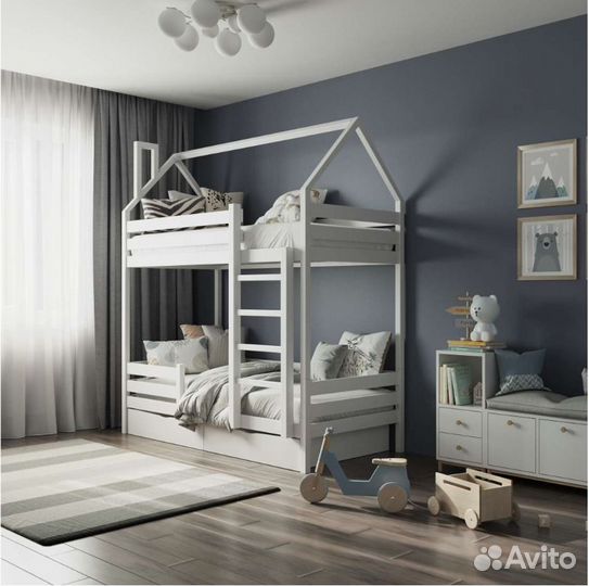 Детская двухъярусная кровать
