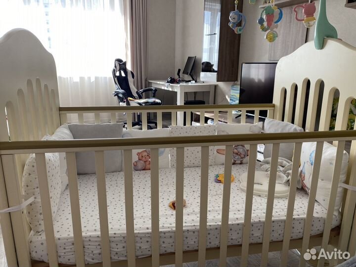 Детская кроватка с комодом pali