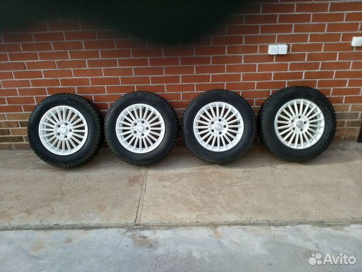 Bridgestone Ice Cruiser 7000S 195/65 R15