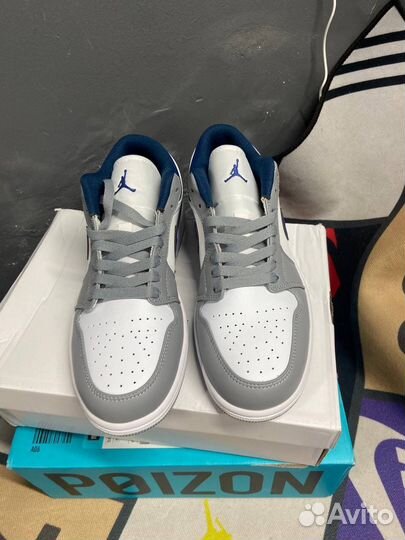 Кроссовки Nike Air Jordan 1 White Blue Оригинал