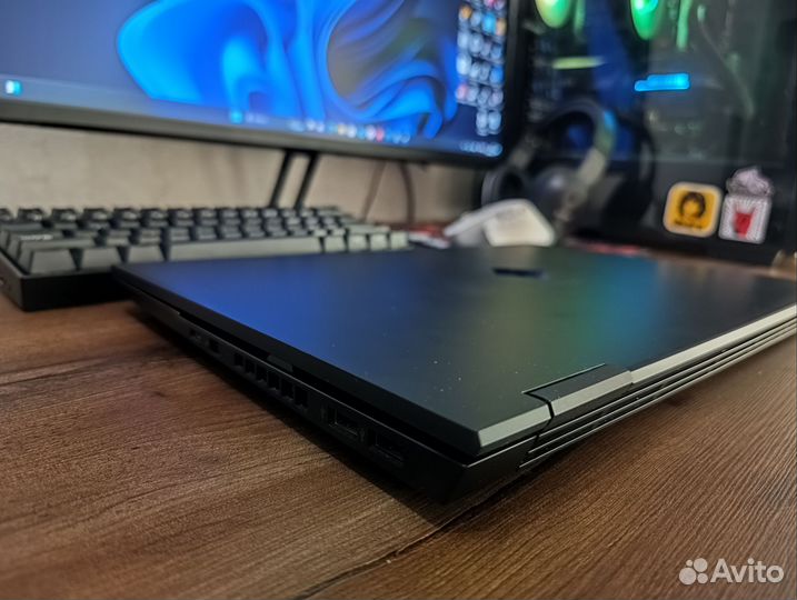 Игровой ноутбук hp omen 15 i7 RTX070