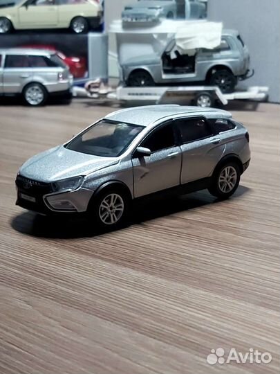 Моделька LADA Vesta