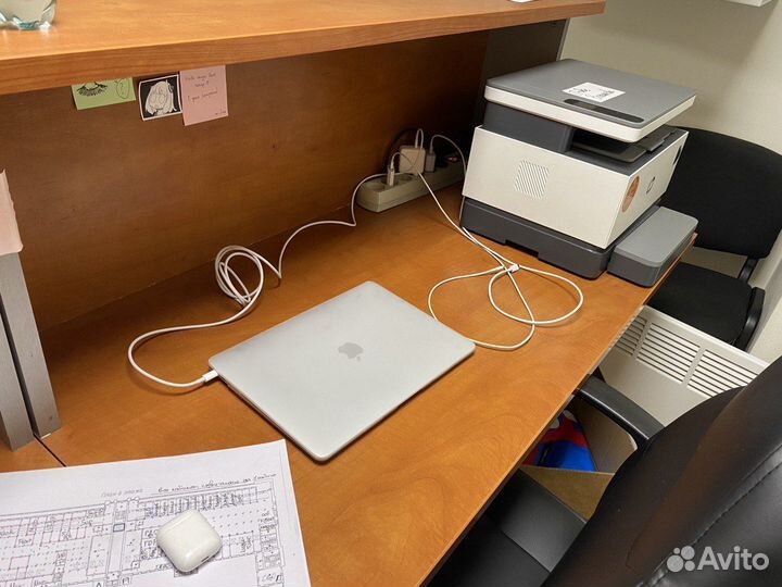 Стойка ресепшн бу