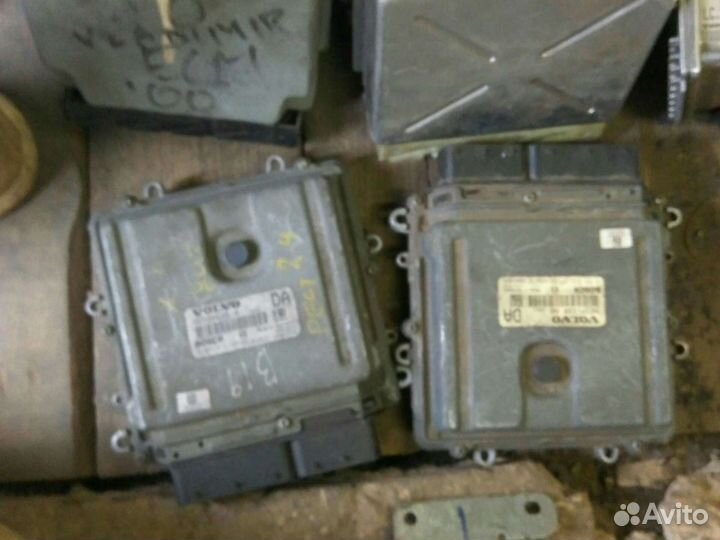 Блоки управления Volvo s80 v70 xc70 xc90 s60 s70 8