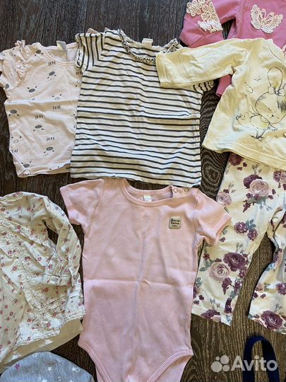 Пакет фирменной одежды на девочку 1-2 года