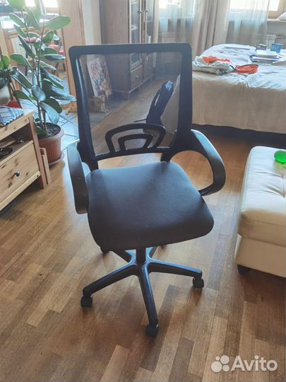 Офисное кресло tron, Компьютерное кресло Tron A1