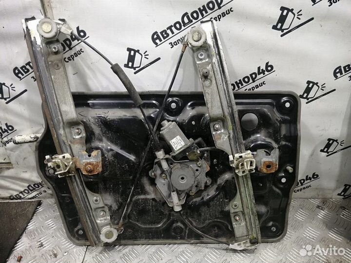 Стеклоподъемник передний правый Nissan Teana J31