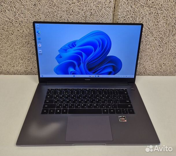 Мощный AMD Ryzen 5 Тонкий Алюминиевый