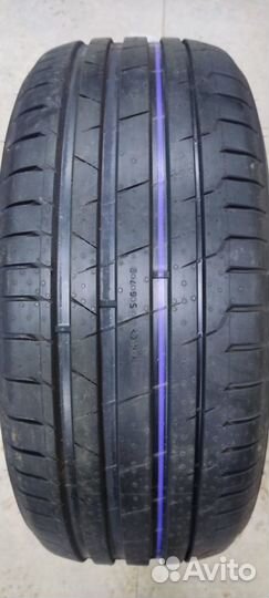 Nokian Tyres Hakka Black 2 235/45 R18