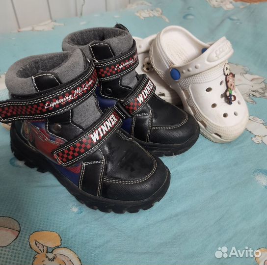 Ботинки, высокие кроссовки 25размер