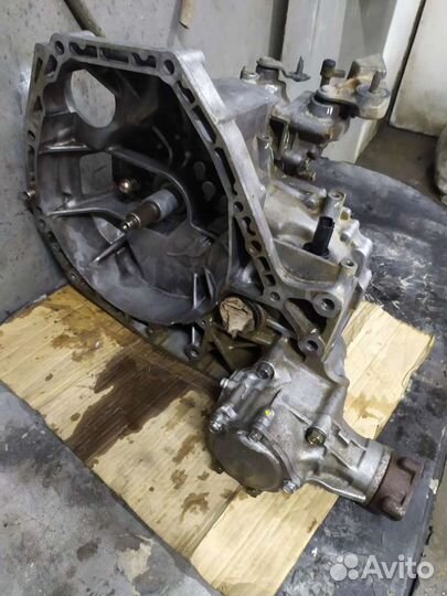 Хонда црв в кузове RD 1 МКПП 2000 B20B