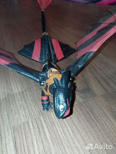 Игрушка дракон беззубик как приручить дракона