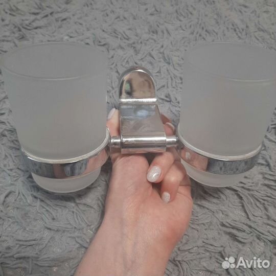 Стаканы для щёток навесные