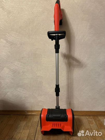 Аккумуляторная лопата для снега