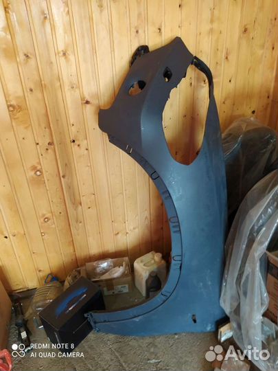 Продам передние крылья BMW X5 E70 дорест