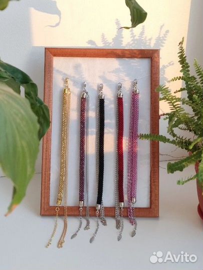 Браслет из бисера вязаный