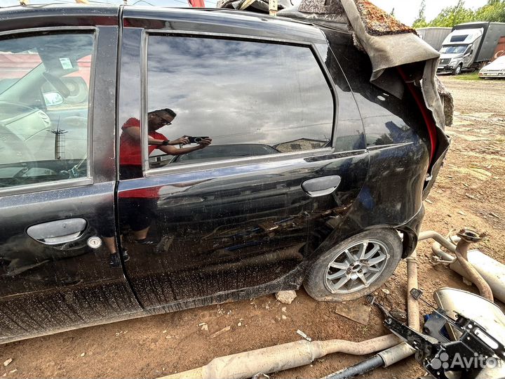 Дверь fiat punto