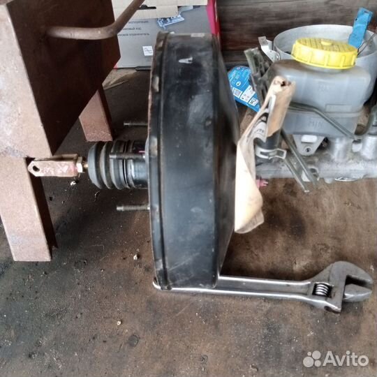 Главный тормозной цилиндр Ниссан sunny