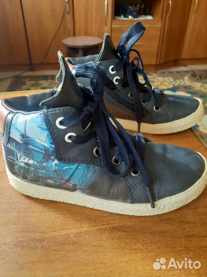 Детская обувь для мальчика размер 28 и 25