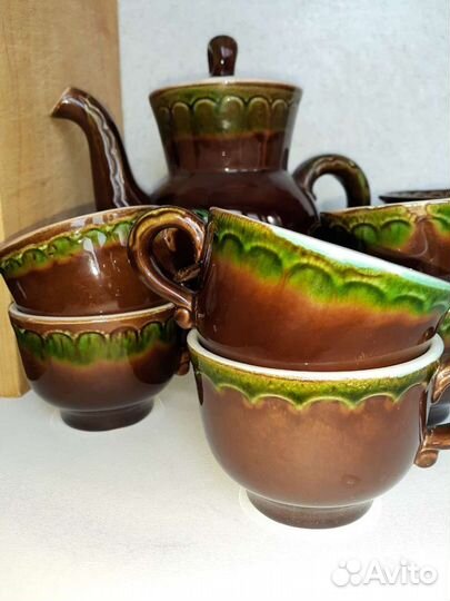 Набор посуды, чайный сервиз