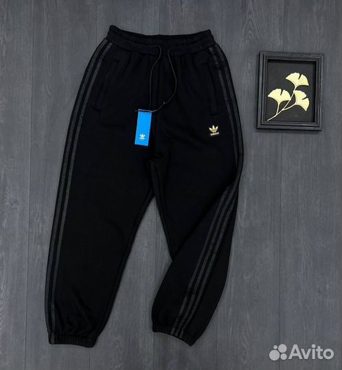 Спортивные штаны adidas