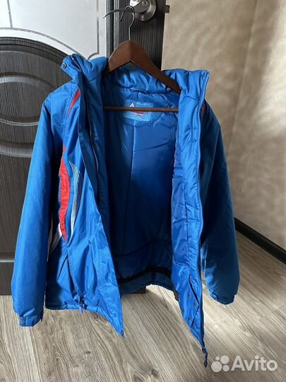 Куртка женская горнолыжная 46 48 новая