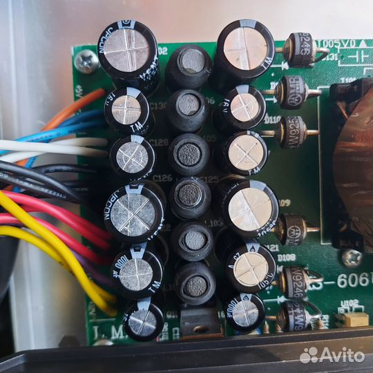 8-канальный цифровой рекордер Alesis adat