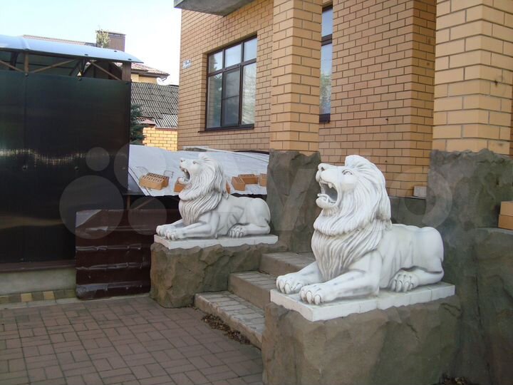 Коттедж 353 м² на участке 6 сот.