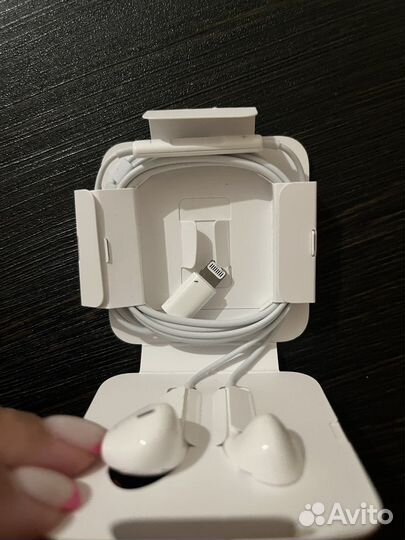 Наушники earpods