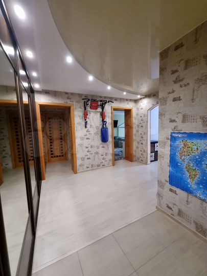 2-к. квартира, 73,4 м², 3/10 эт.