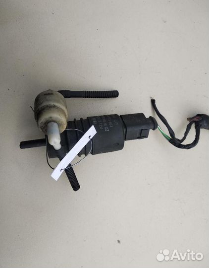 Насос омывателя Volkswagen Touareg