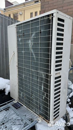 Напольно-потолочный кондиционер Electrolux