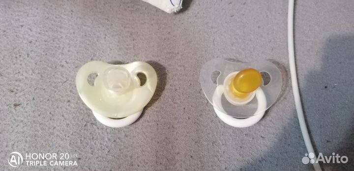 Соски пустышки новые