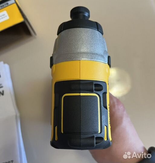 Шуруповерт dewalt импакт DCF887N