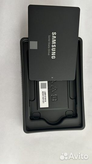 SATA накопитель Samsung 870 EVO MZ-77E1T0BW/EU