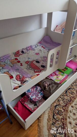 Двухъярусная кровать в детскую