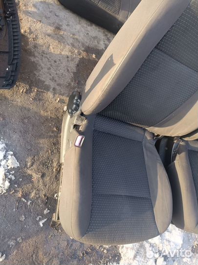 Комплект сидений Chevrolet Aveo T255