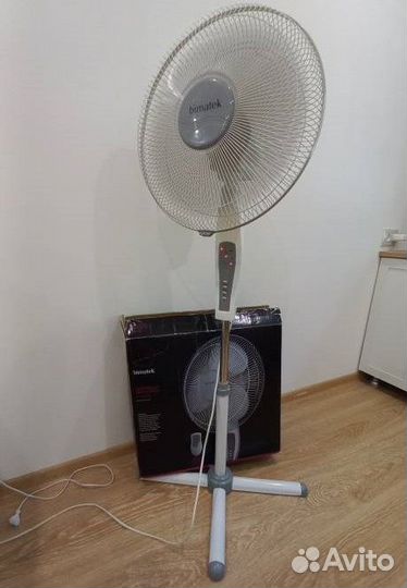 Вентилятор напольный с пультом